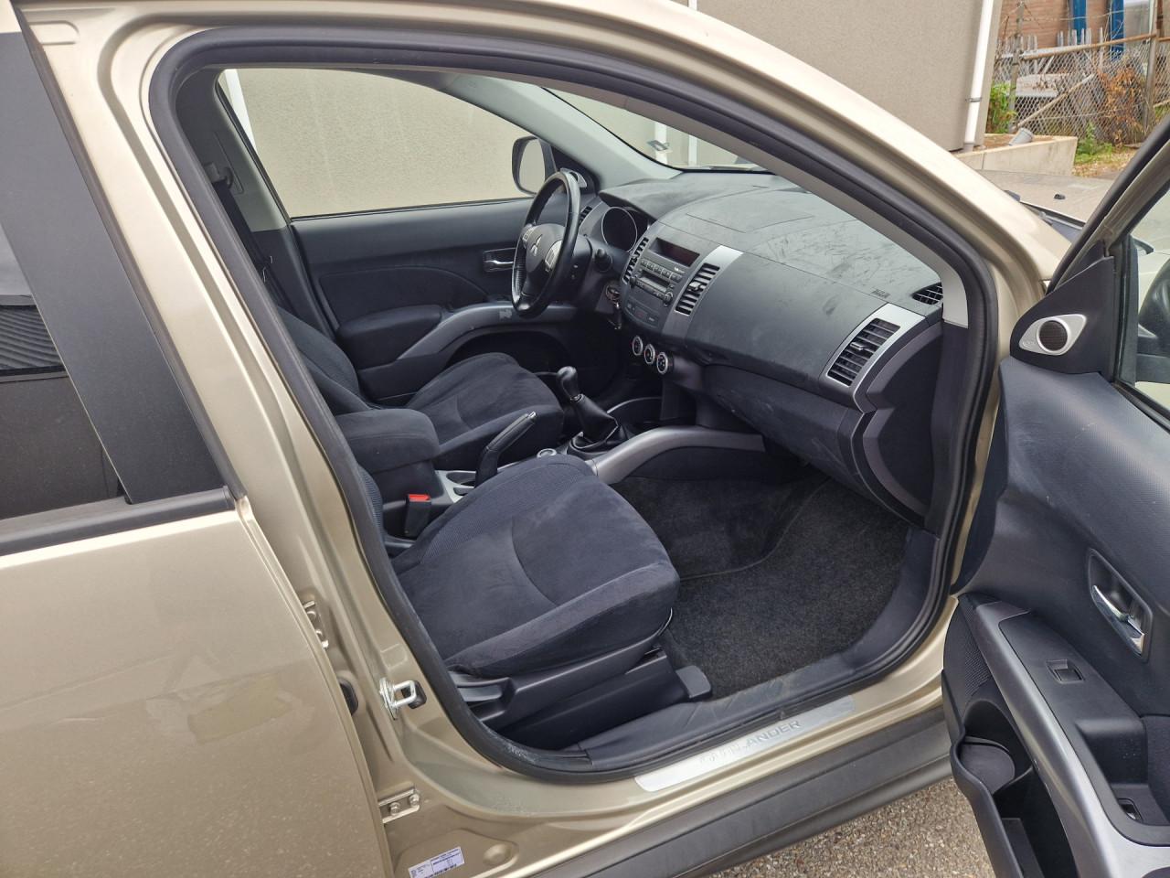 Mitsubishi Outlander 2.4 Intense+ Special Edition