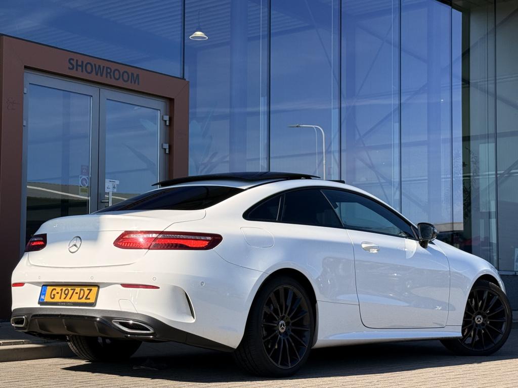 Mercedes-Benz E-Klasse coupé 220 d premium plus amg | pano | night pakket |