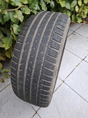 Banden 225/50r18 99v   All Season Vredestein