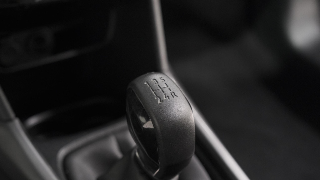 Peugeot 2008 puretech 82 signature | camera | apple carplay | parkeersensor