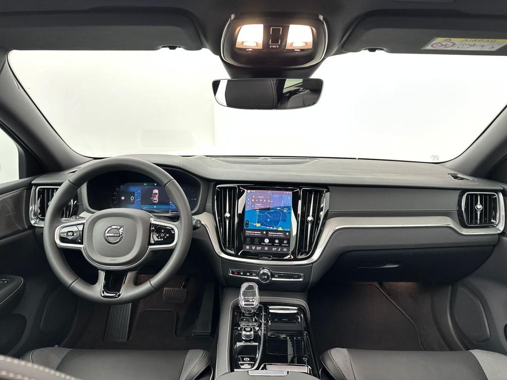 Volvo V60 t8 awd gt ultra dark performance edition