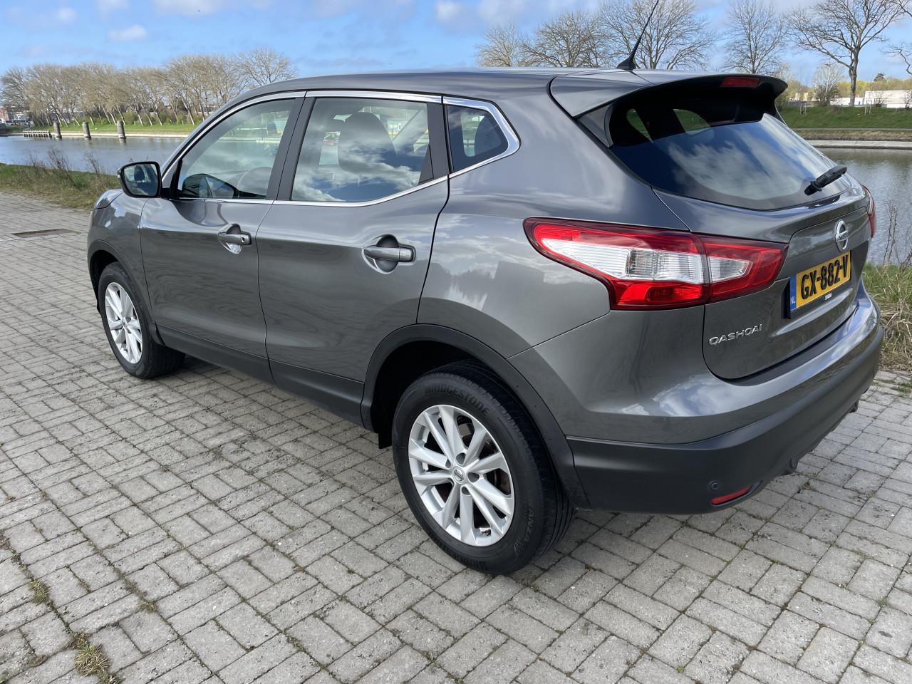 Nissan qashqai 1.2 acenta suv 2015