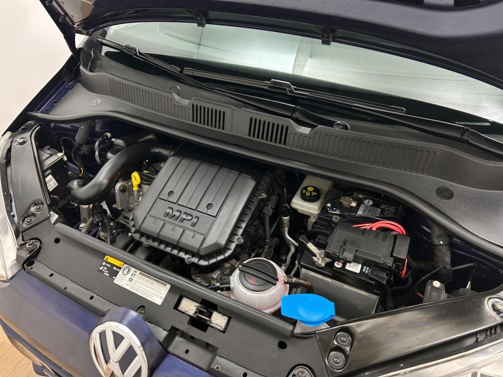 Volkswagen UP! occasion 1.0 move up! bluemotion | blauw | tweedehands volks