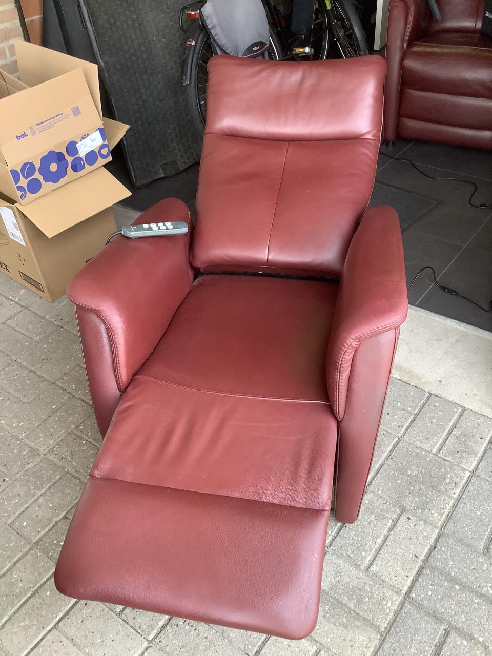 Relaxfauteuil Prominent met sta-op functie. Electrisch verstelbaar.