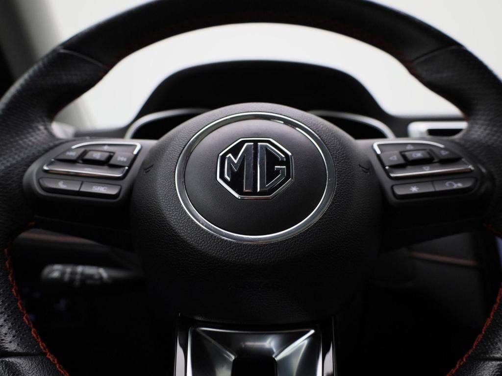 MG Zs Ev long range luxury 70 kwh