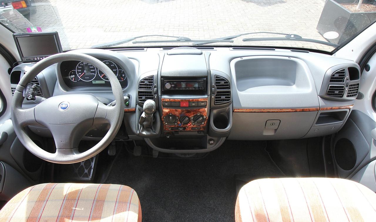 Dethleffs Summer Edition( Vast bed, Motorairco, Zéér netjes!!!!)