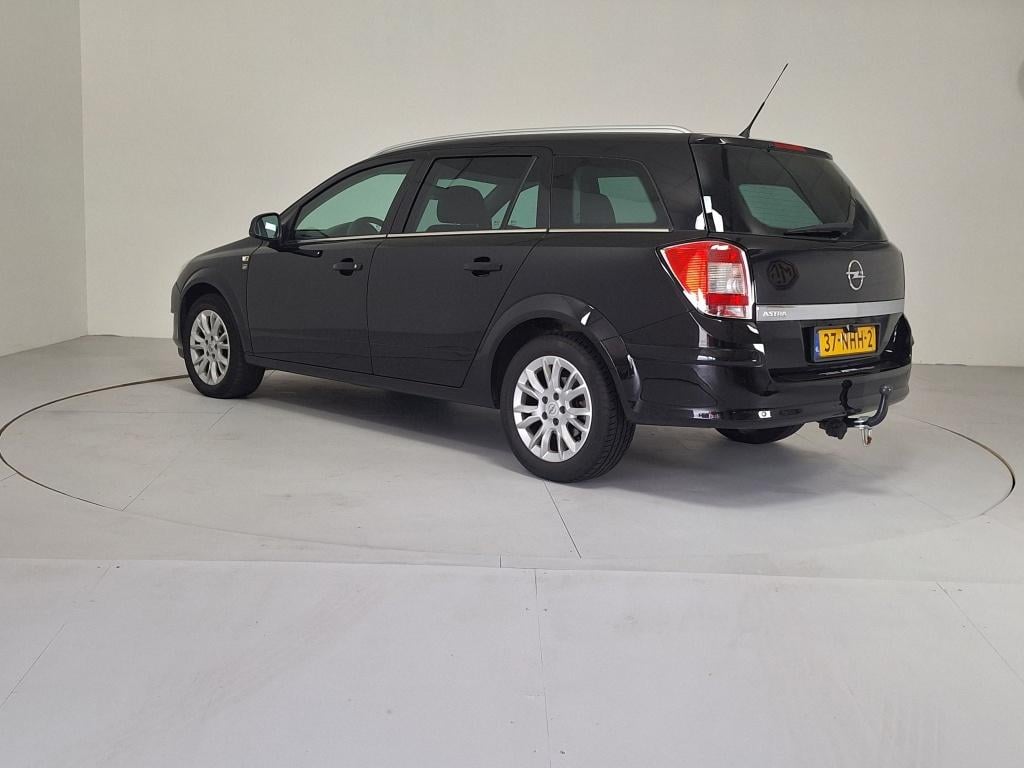 Opel Astra wagon 1.6 111 year edition | trekhaak | airco