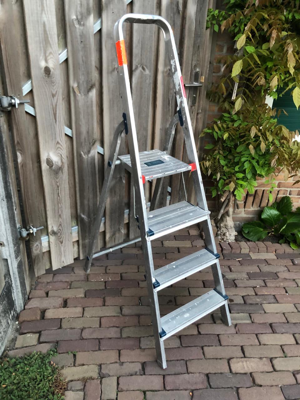 Altrex Double Decker D 804 trap - 4 treden