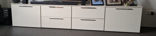 Dressoir in hoogglans