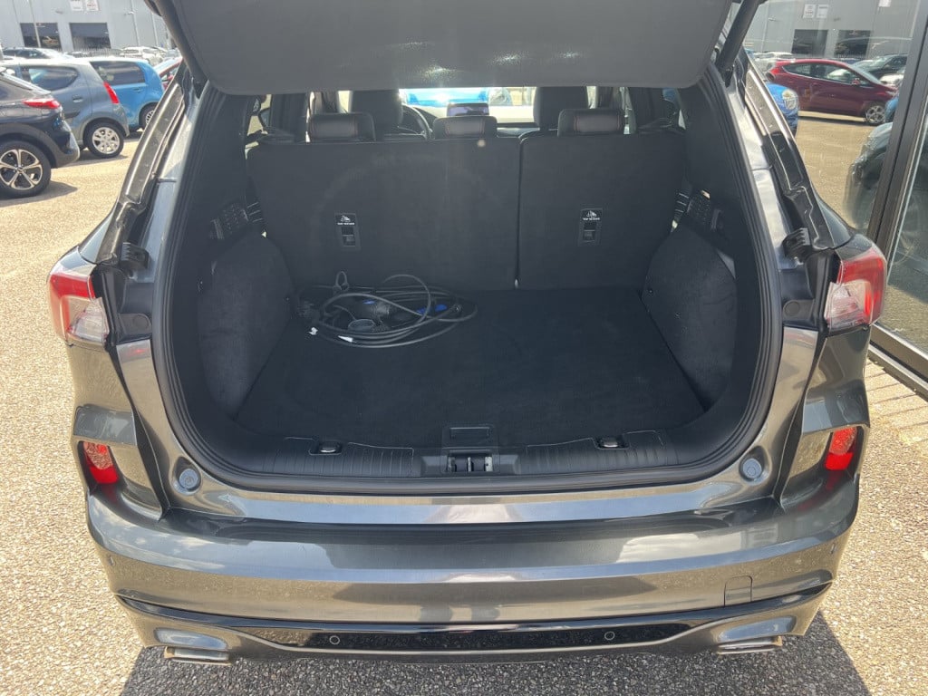 Ford Kuga 2.5 phev e-cvt 225pk st-line x , winterpack