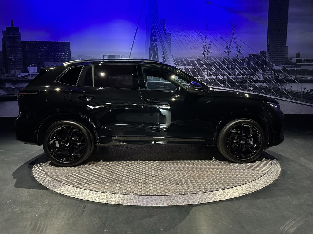 Volkswagen Tiguan 1.5 ehybrid r-line edition *leder*memory*blackstyle*trekh