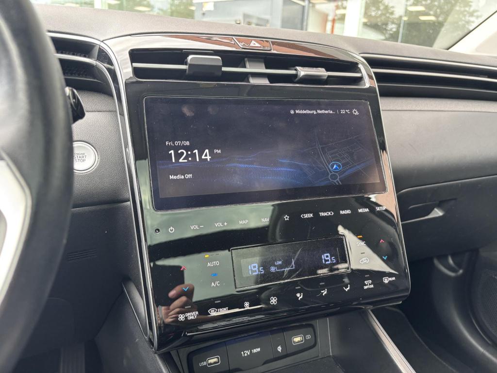 Hyundai Tucson 1.6 t-gdi phev premium sky 4wd