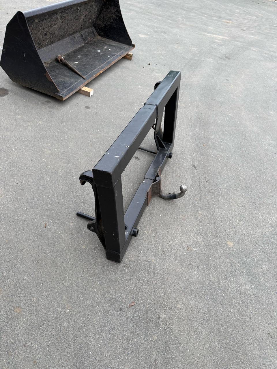 Knegt 404 G2 met voorlader