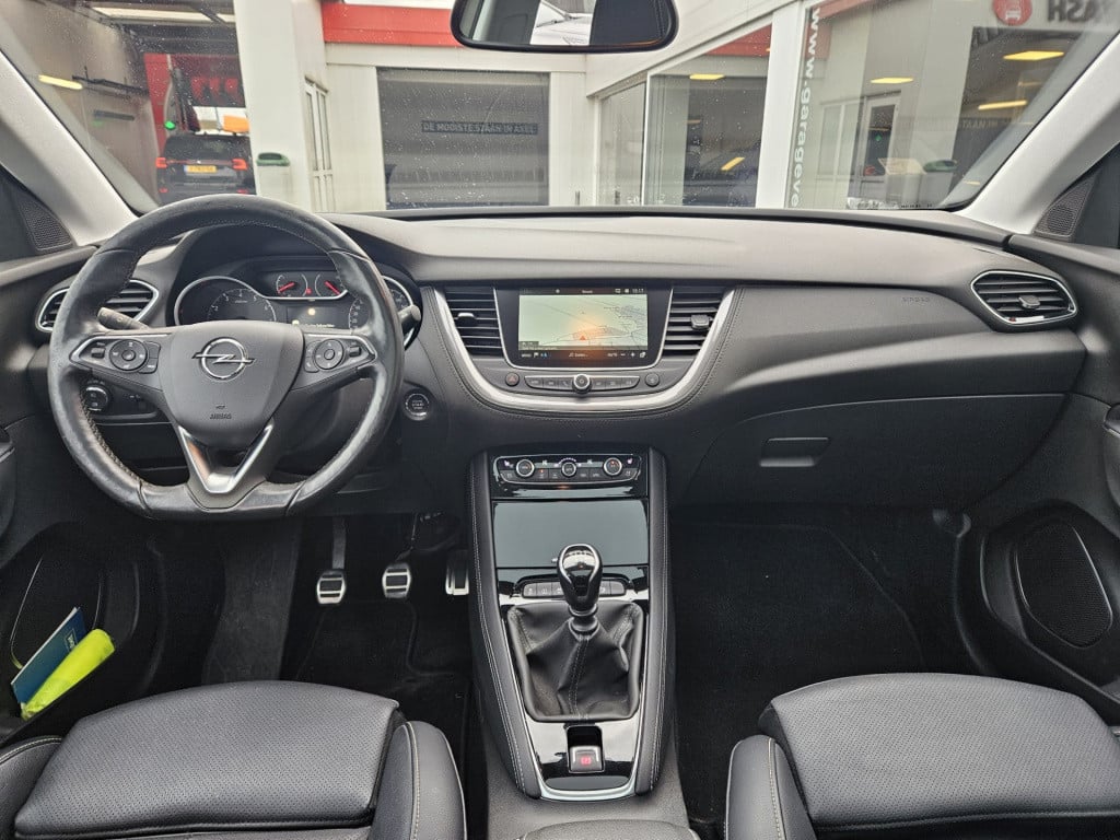 Opel Grandland X 1.2 turbo ultimate