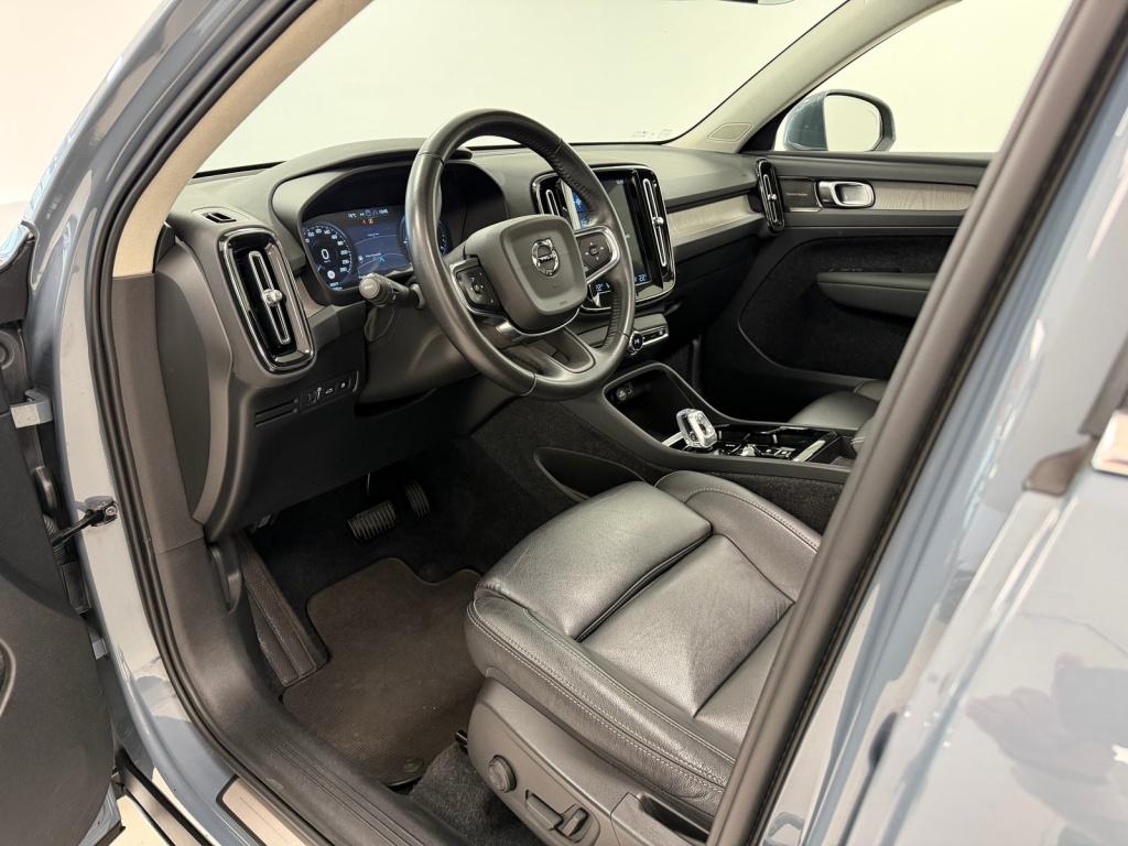 Volvo XC40 1.5 t5 recharge inscription | trekhaak | panoramadak | h&k | thu