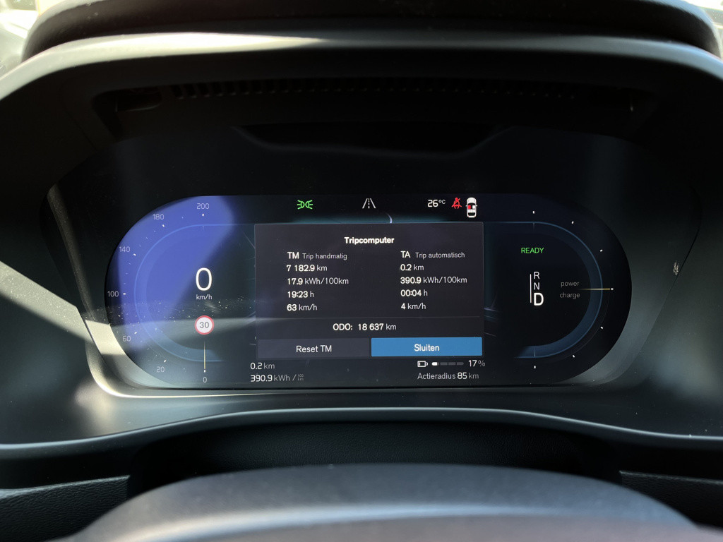 Volvo C40 single motor extended range ultimate 82 kwh | harman/kardon | pil
