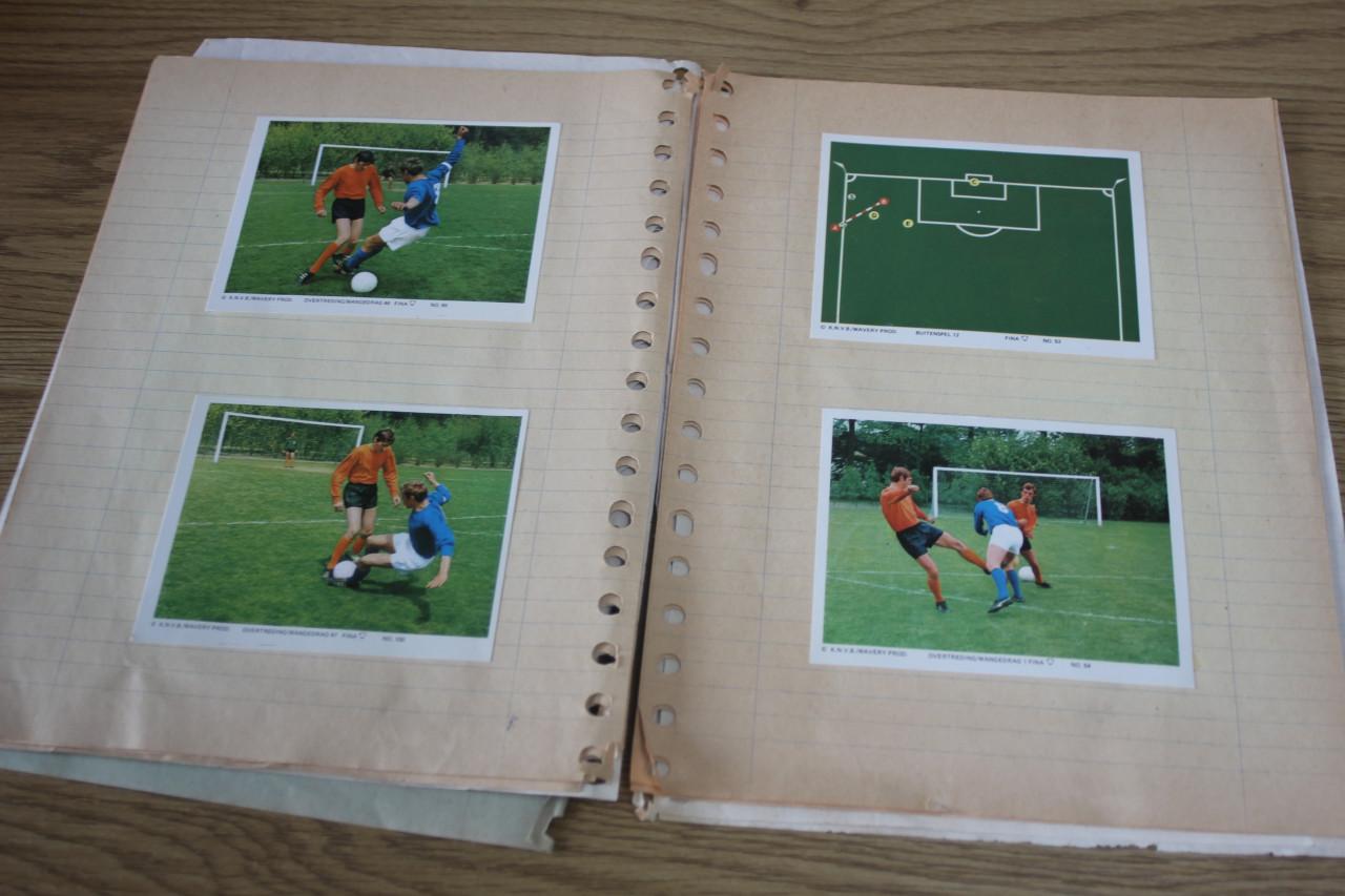 Voetbal plaatjes + handtekeningen.. World cup 1978
