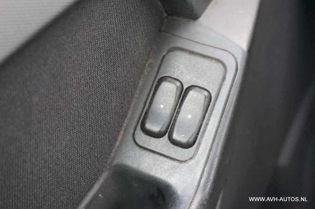 Opel Meriva 1.6-16v cosmo