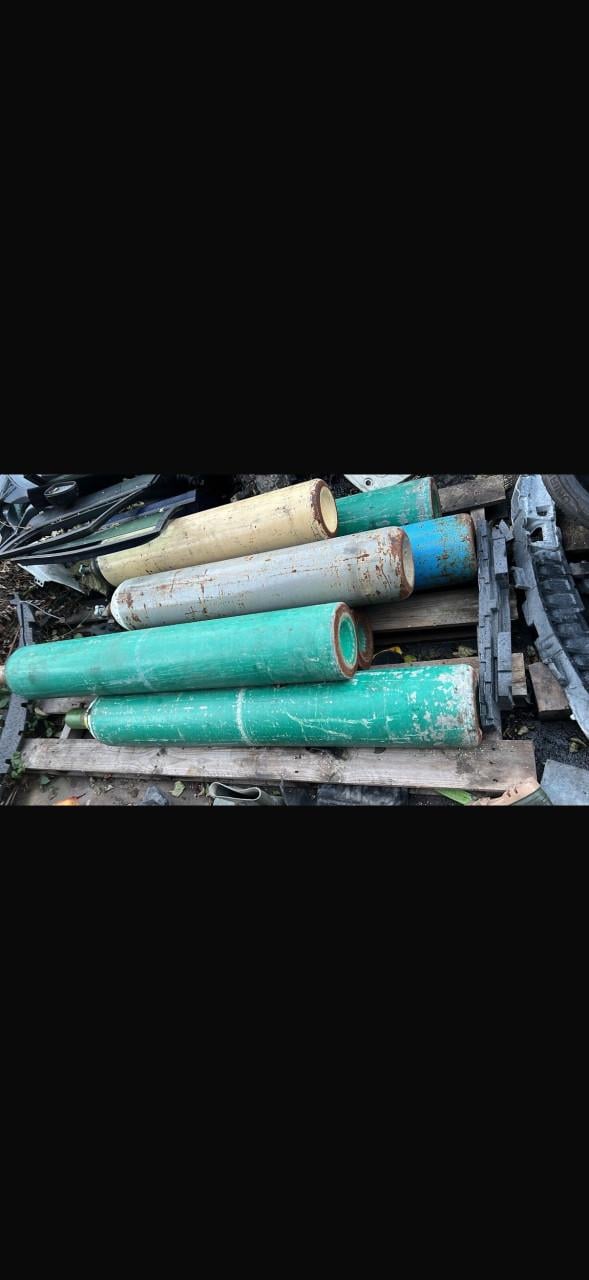 6 gasflessen met stikstof