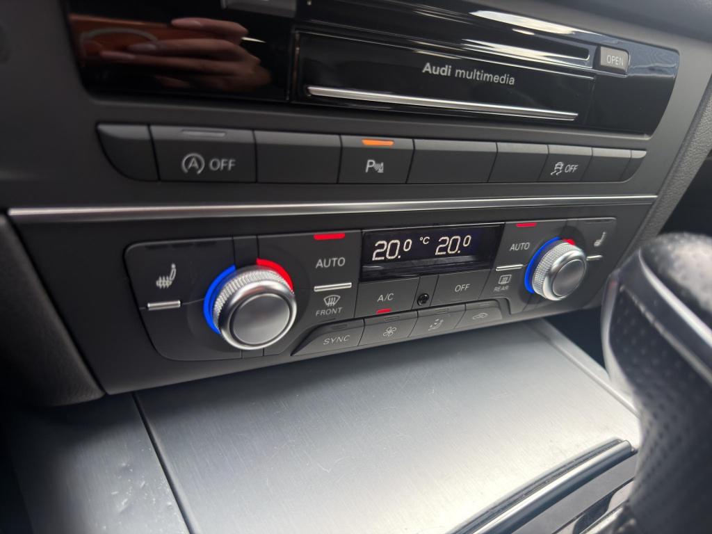 Audi A6 avant 3.0 tdi quattro s-line acc lane camera alcantara