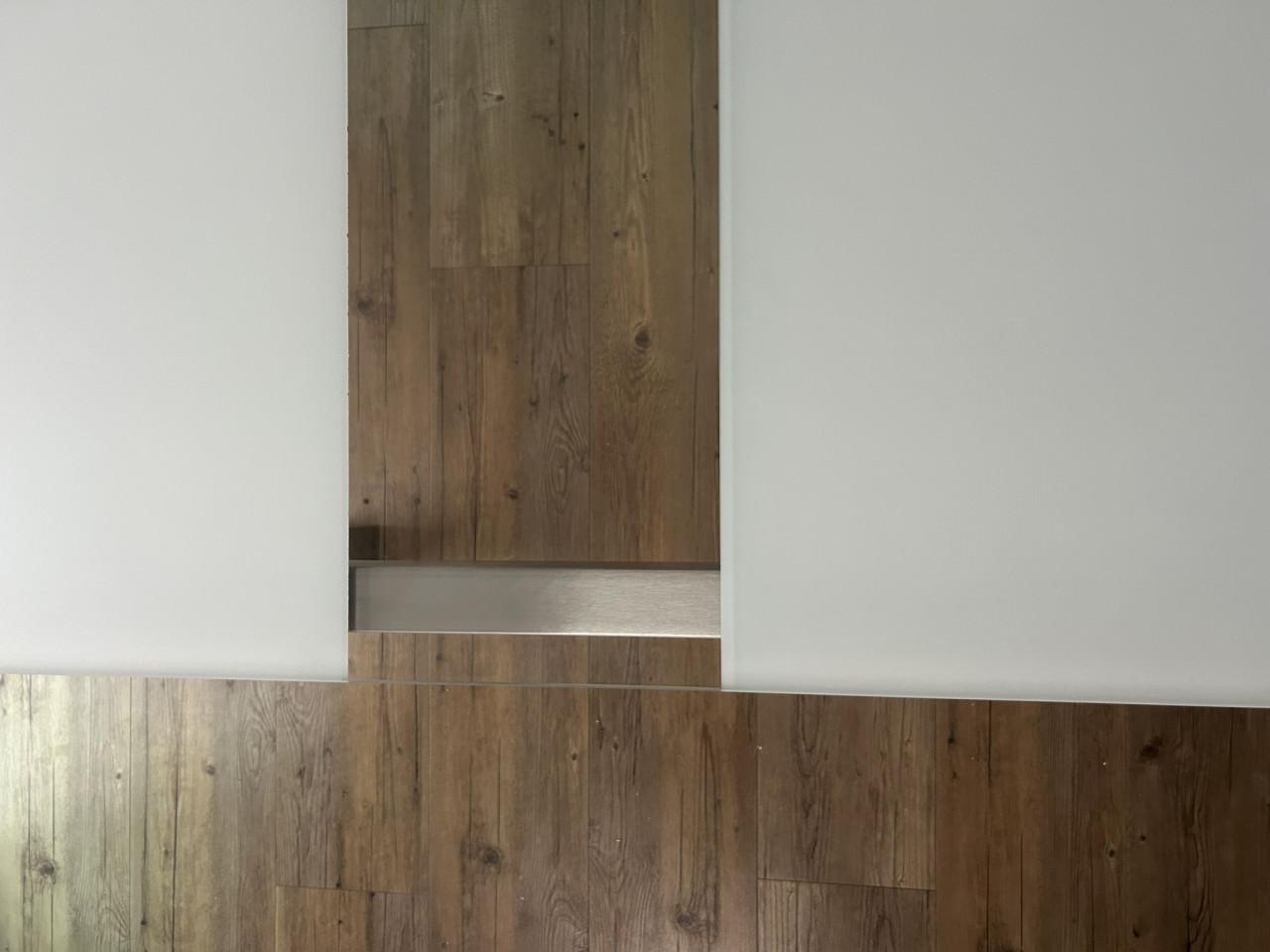 Eettafel met glas en RVS