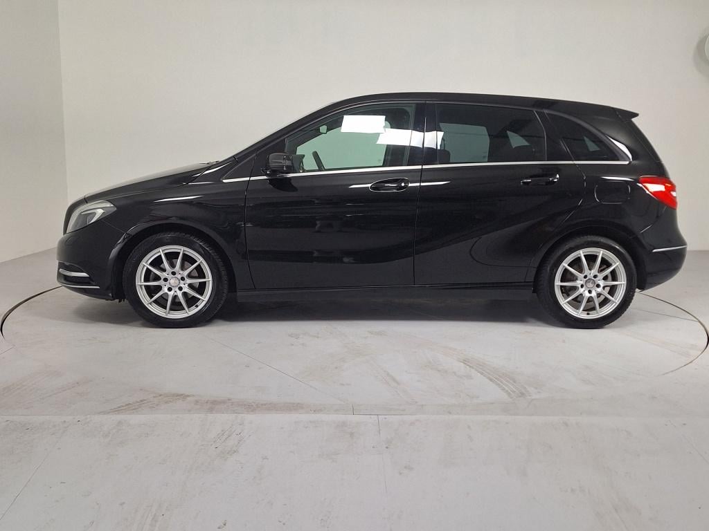 Mercedes-Benz B-Klasse 180 | stoelverwarming |