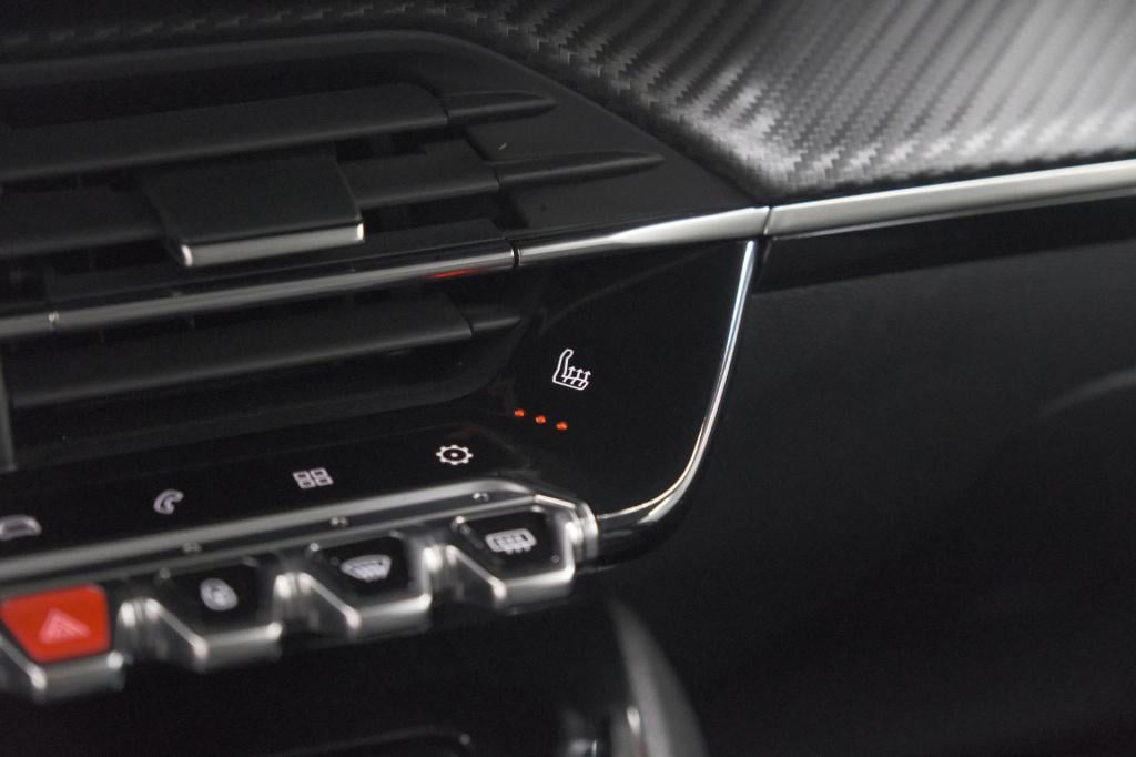Peugeot 208 puretech 130 eat8 allure pack | adaptieve cruise control | navi