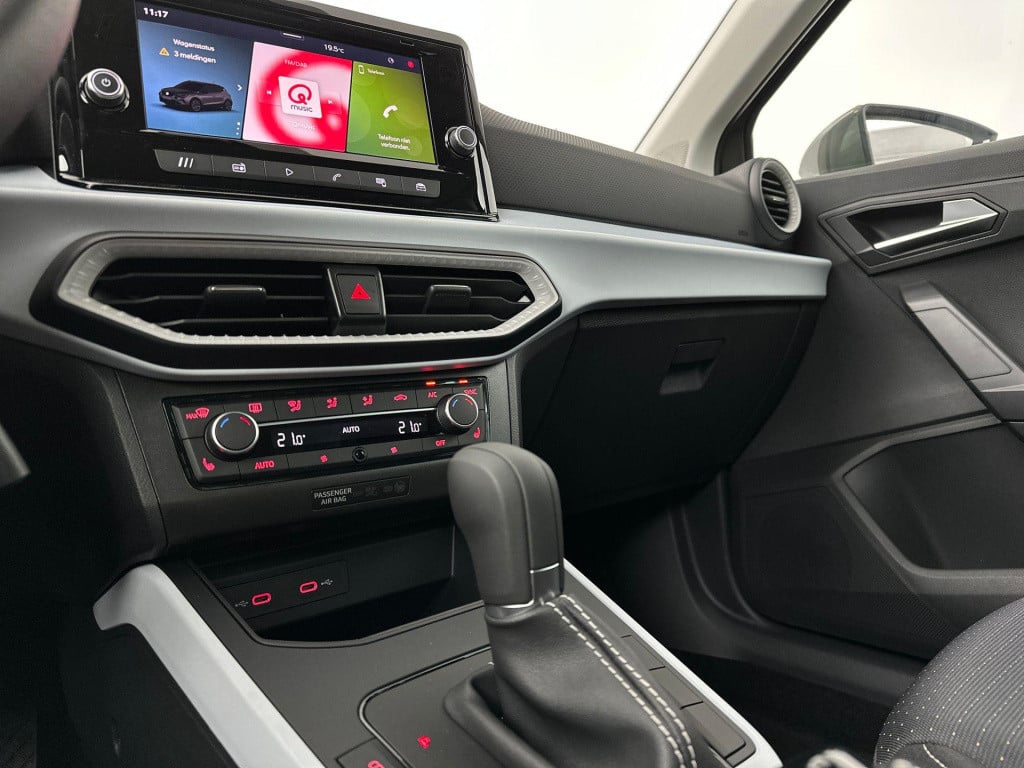 Seat Arona style business connect 1.0 85 kw / 115 pk ecotsi s