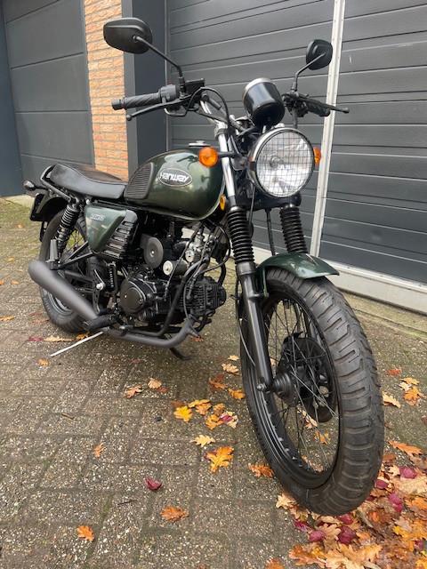 Zeer nett hanway raw 50 britisch green met 3900km nu 1599 euro