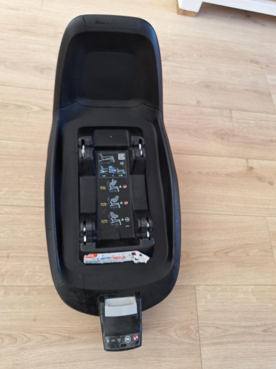 Te koop Maxi-cosi, autostoel en isofix