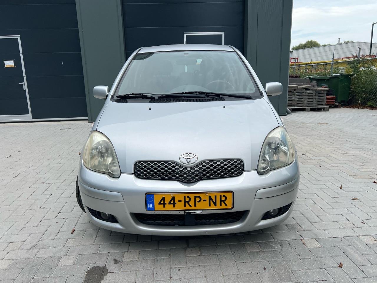 Toyota Yaris 1.0VVT-i S-Line 124.419KM Jaar apk