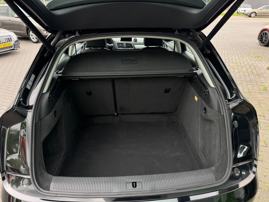 Audi Q3 1.4 tfsi cod design pro line plus