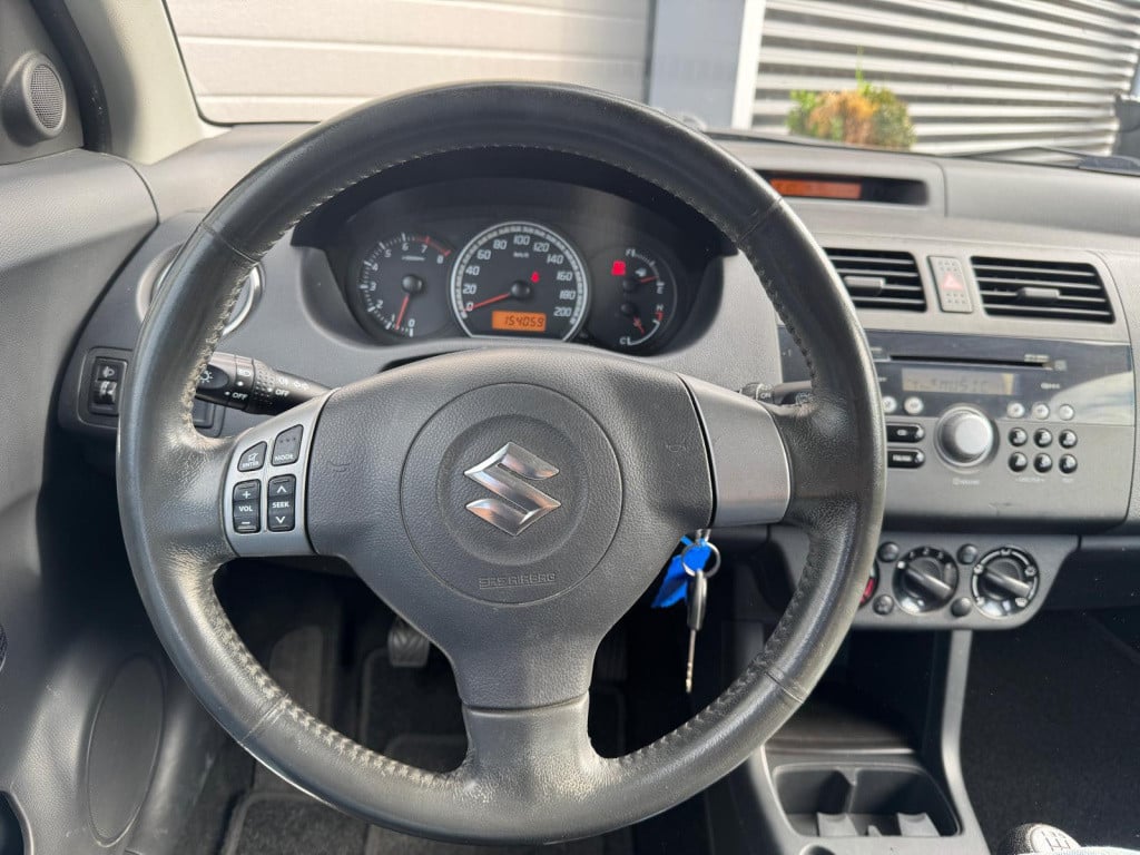 Suzuki Swift 1.3 shogun/154.000/nap/apk/airco