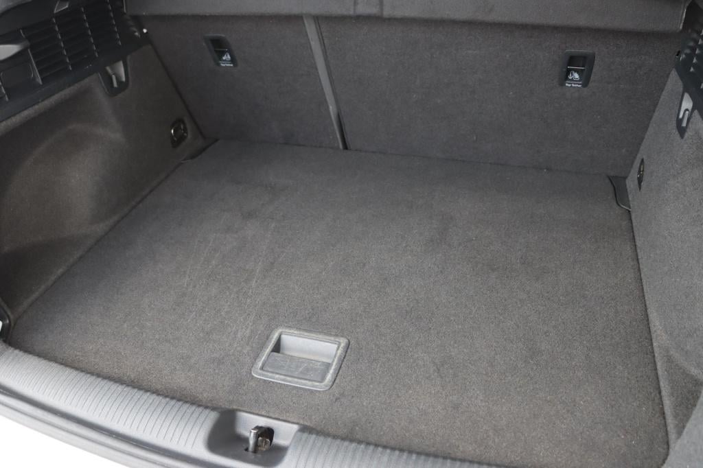 Audi Q2 30 tfsi design s-tronic 115pk