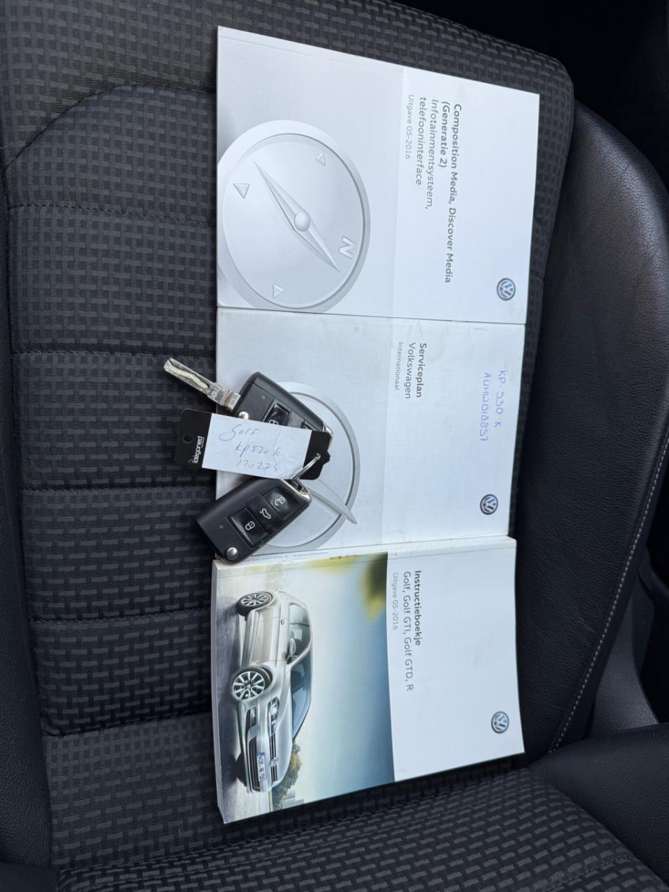 Volkswagen Golf 1.2 tsi connected series