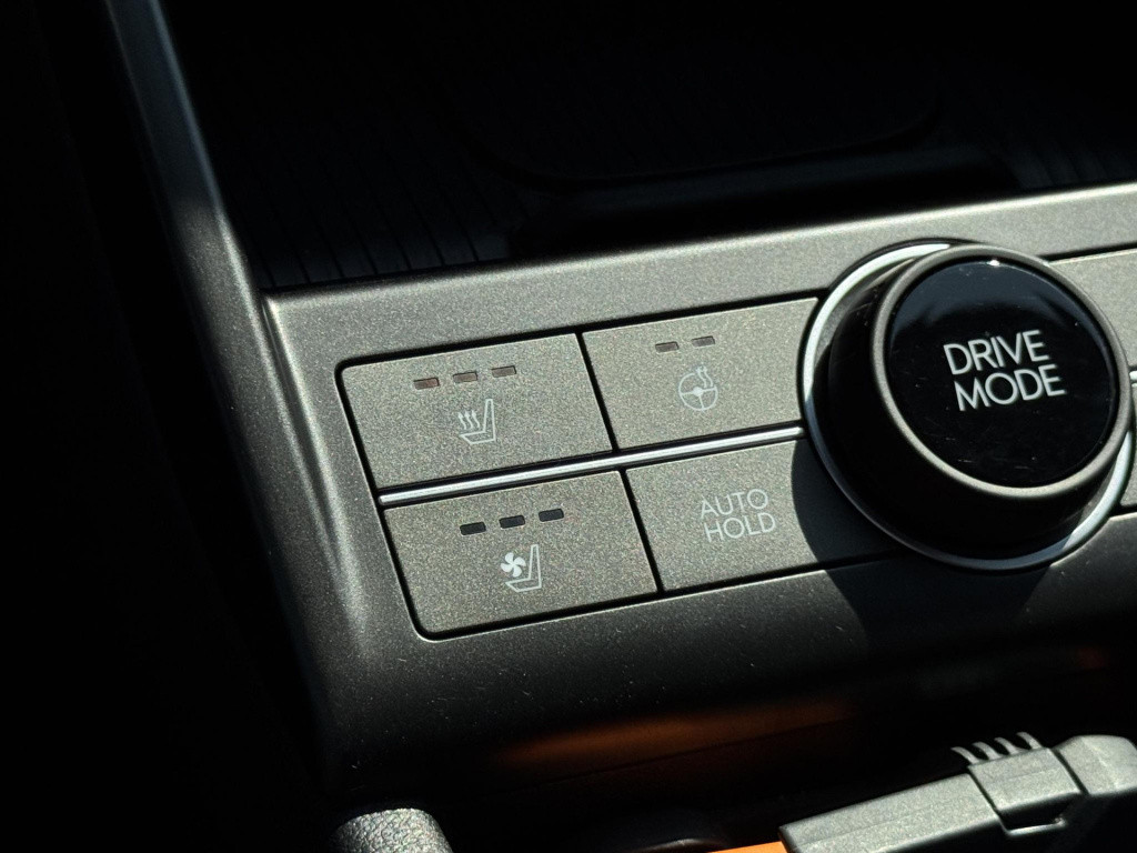 Hyundai Kona 1.6 gdi hev premium | two-tone lakkleur | stoelverwarming + -v