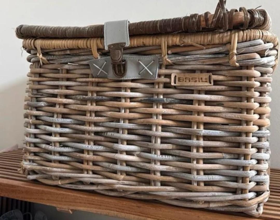 Prachtige stevige Basil fietsmand