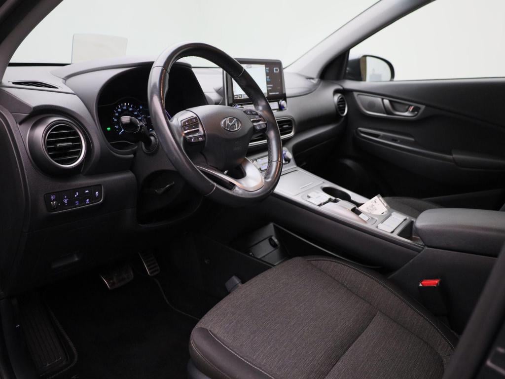 Hyundai Kona ev fashion 64 kwh