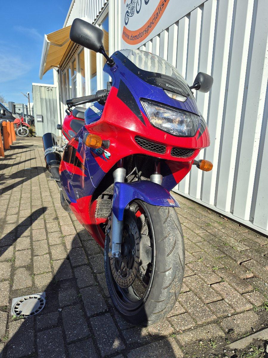 Kawasaki Ninja ZX6-R