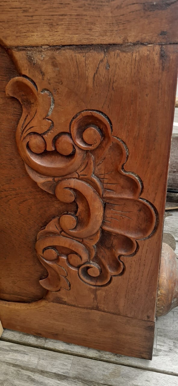 Grote prachtige KOLONIALE. kast 195x110x40cm & Diverse Kasten