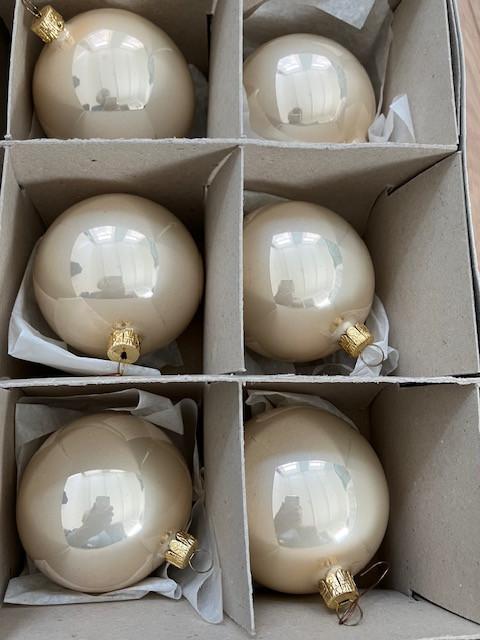 Set kerstversiering kerstballen en kerstklokjes 15 stuks