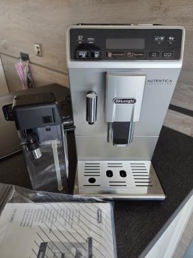 DeLonghi Autentica Cappuccino koffiemachine.