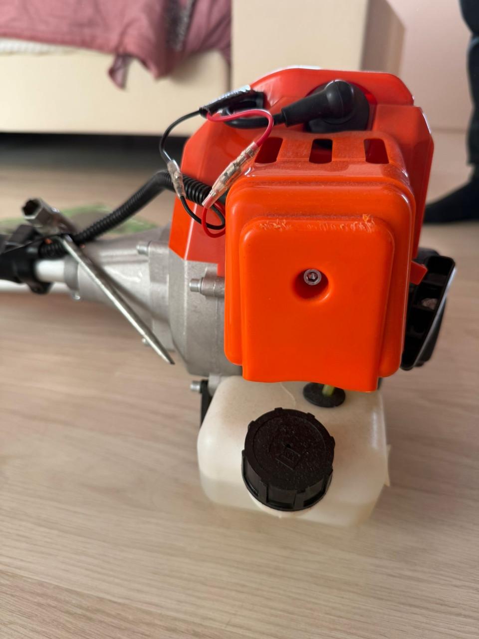 Kraftworld grastrimmer nieuw in doos !