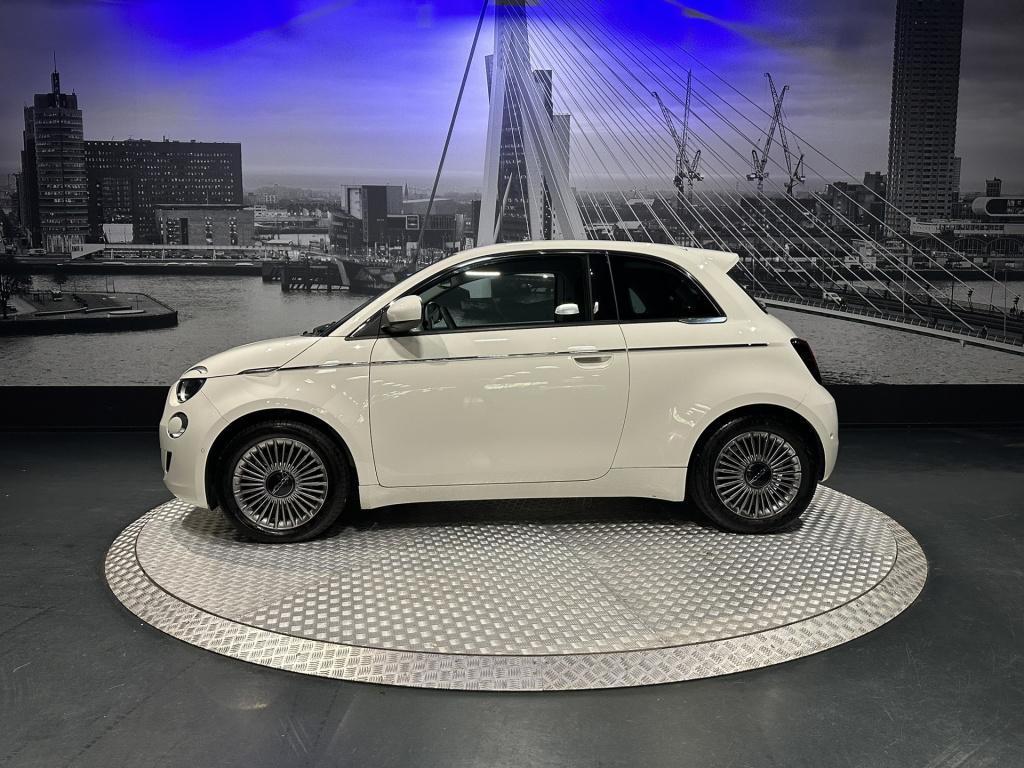 Fiat 500 icon 42 kwh *carplay*camera*