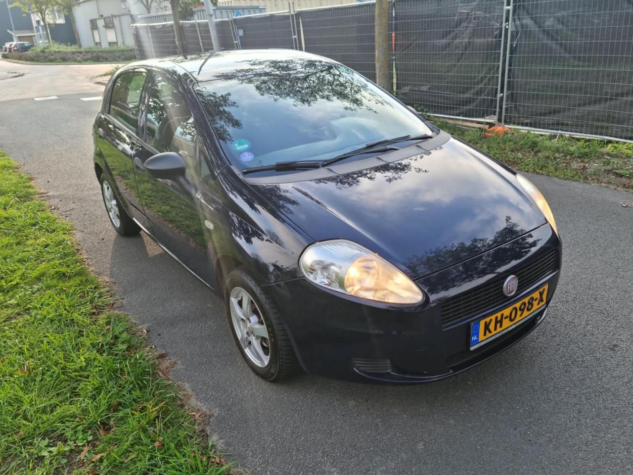 Fiat grande punto 1.2i zeer mooi bj 2012 5 deurs