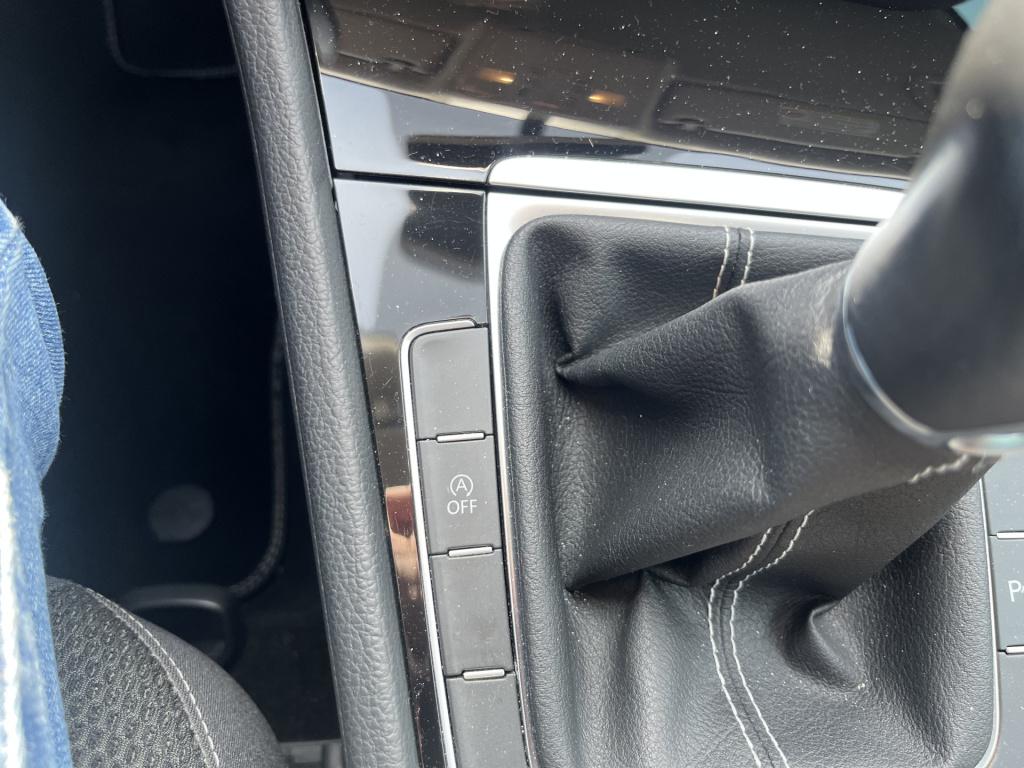 Volkswagen Golf 1.2 tsi cup edition 85 dkm navi