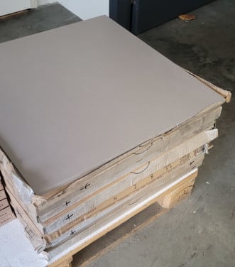 5,04 m2 Betonlook tegels, effen mat grijs 60x60 cm