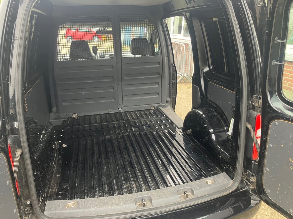 Volkswagen Caddy 1.6 tdi airco cruisse 75kw