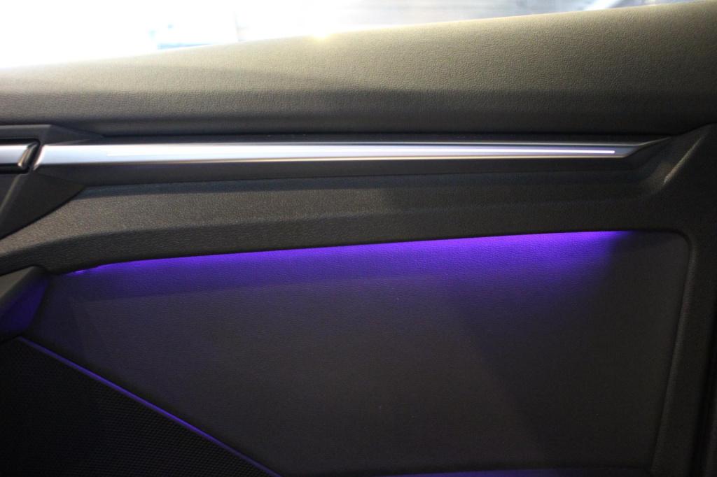 Audi A3 sportback 45 tfsi e s-line - matrix - turbo blauw - dab - virtual c