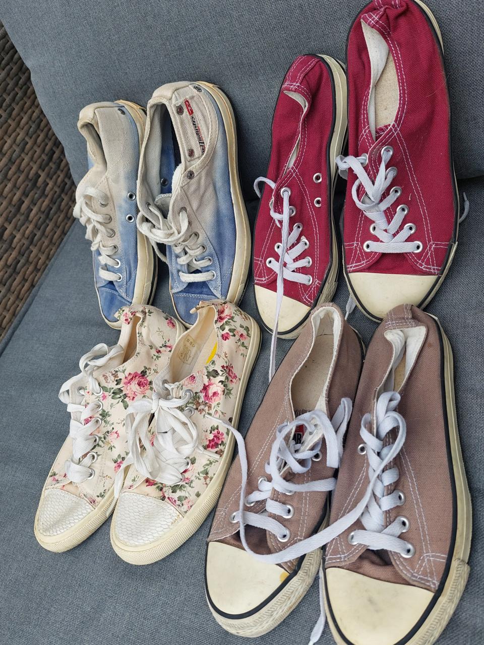 4 paar damessneakers mt 37 weg is weg!